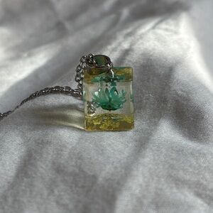 Hanami Flower Pendant Necklace